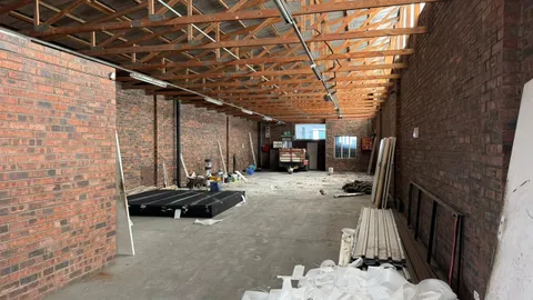 WhatsApp Image 2025-12-17 at 15.37.01 (2).